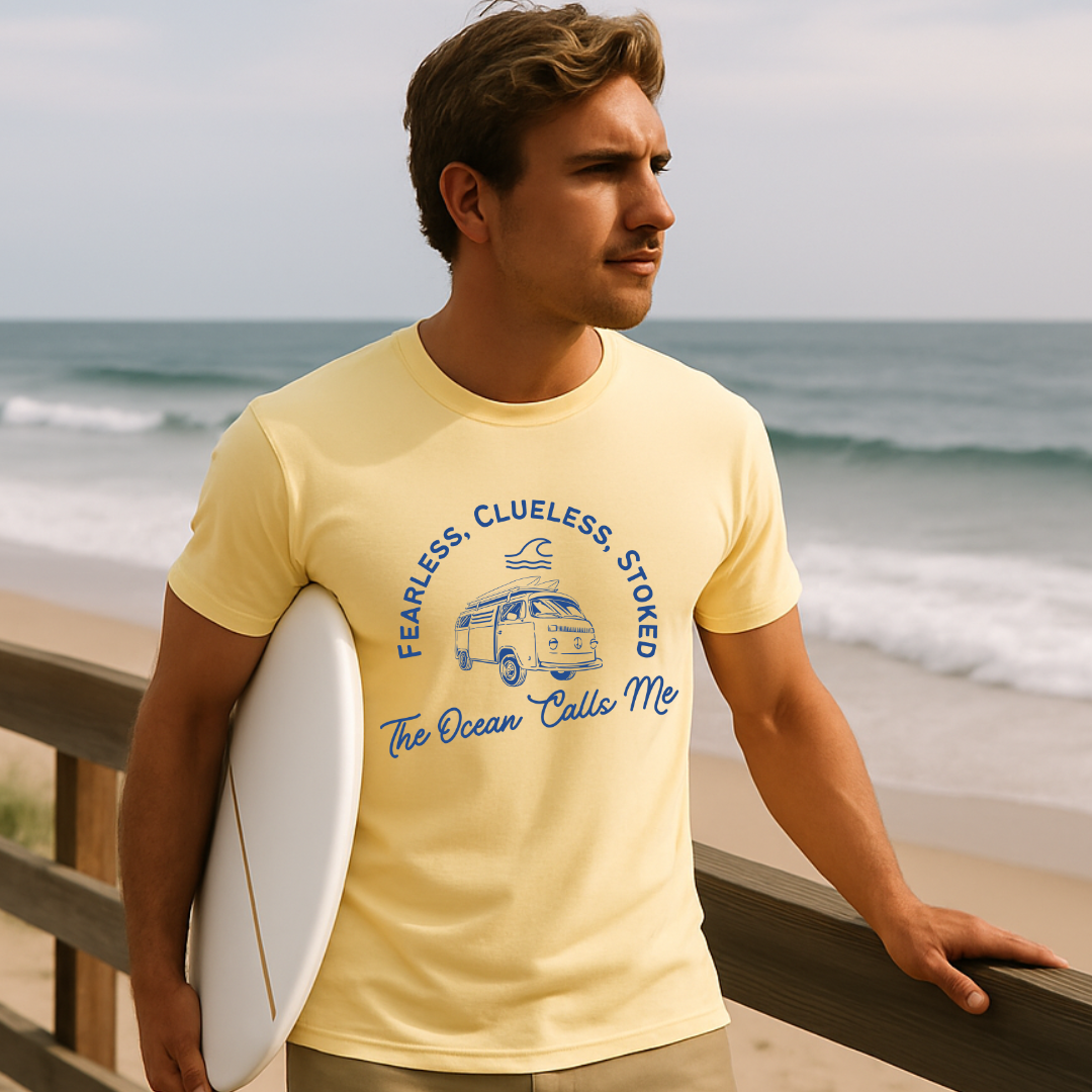 The Oceans Calls Me - T-Shirt